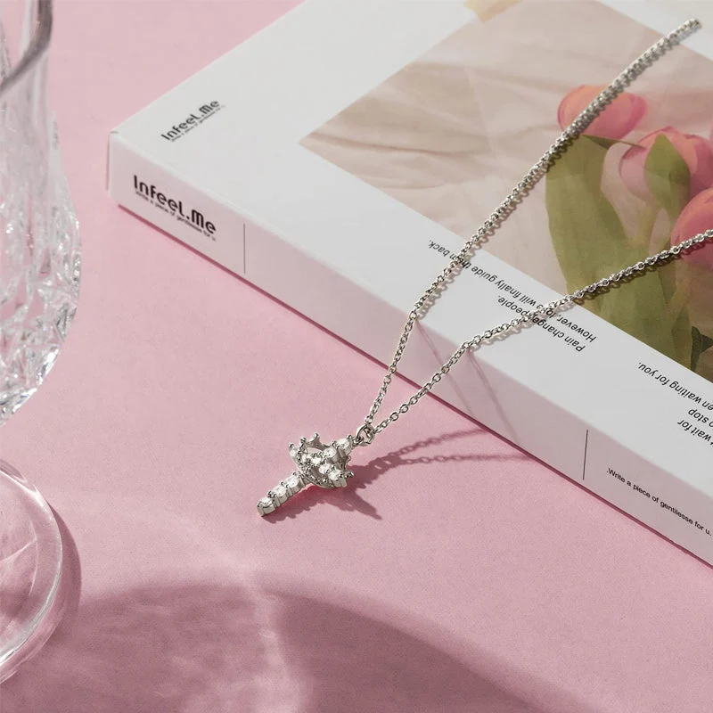 Crown & Cross Pendant Choker Necklace - Image 3