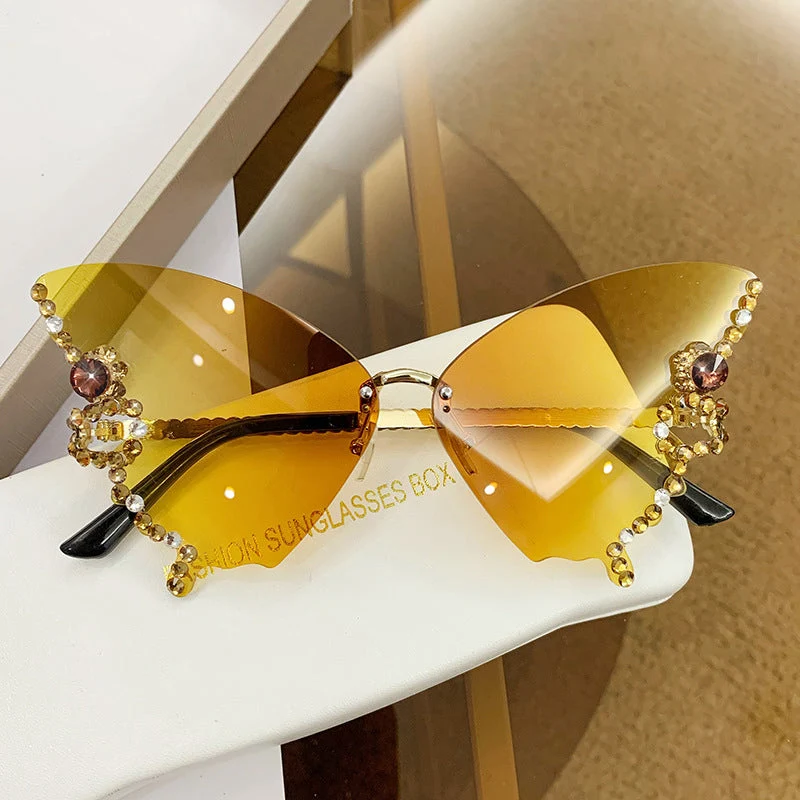 DIAMOND BUTTERFLY SUNGLASSES - Image 15