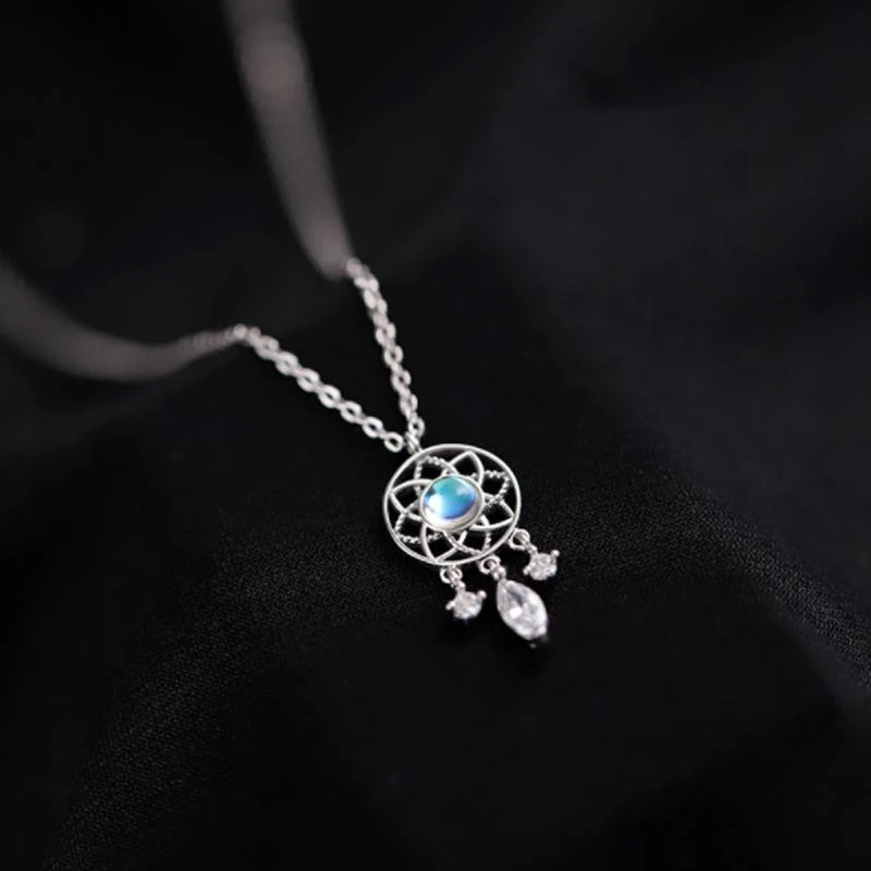 Moonlight Dreamcatcher Necklace Collarbone necklace - Image 3