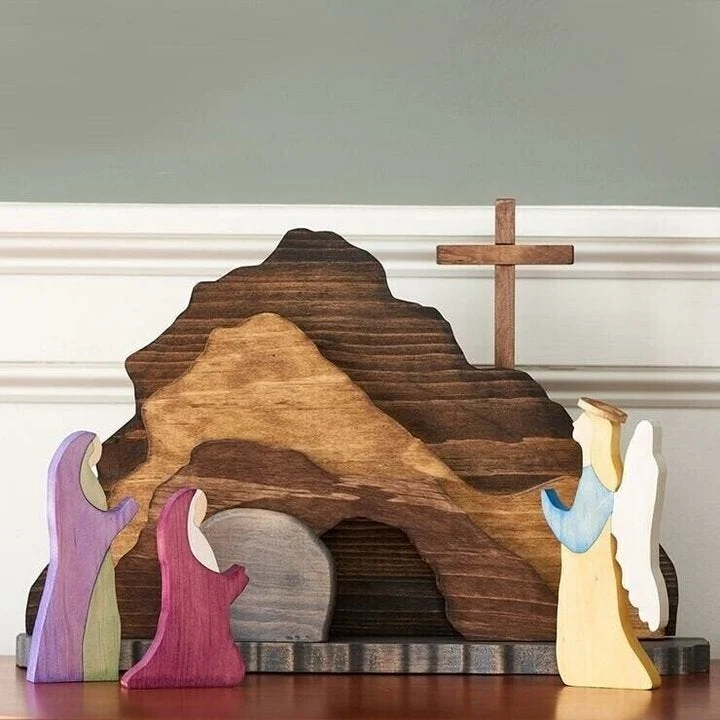 Easter Scene Wooden Decoration - Image 3