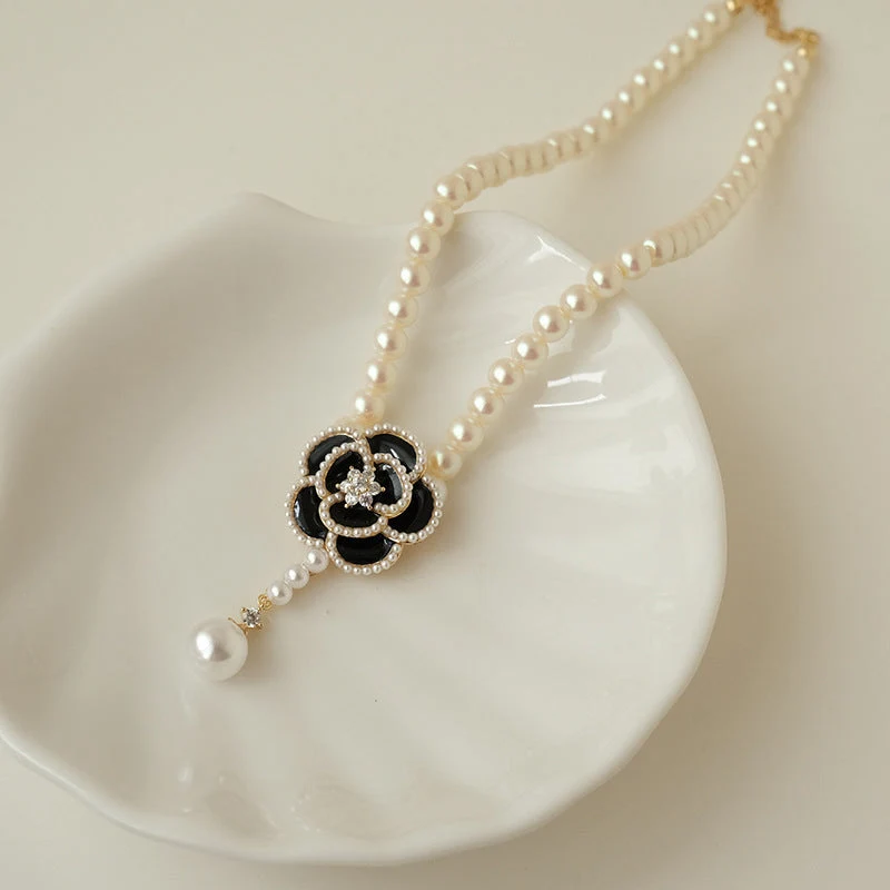 Elegant Pearl Camellia Necklace - Image 10