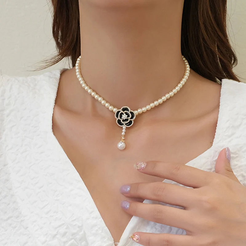 Elegant Pearl Camellia Necklace - Image 4