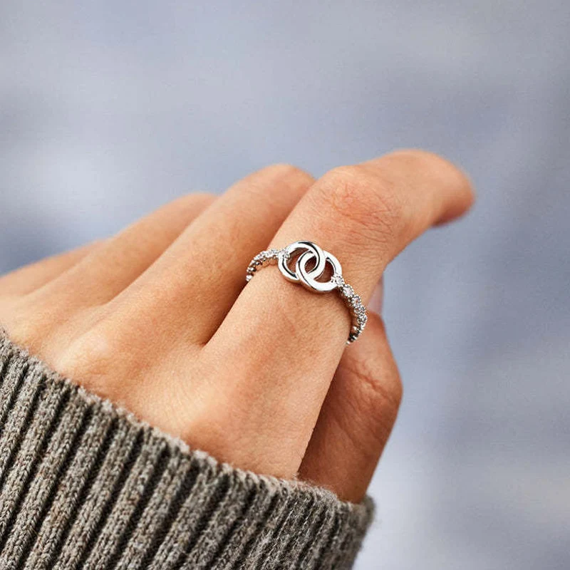 Forever Linked Interlocking Ring - Image 11
