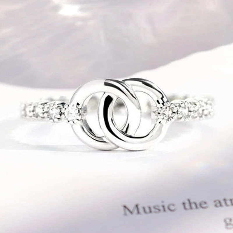 Forever Linked Interlocking Ring - Image 5