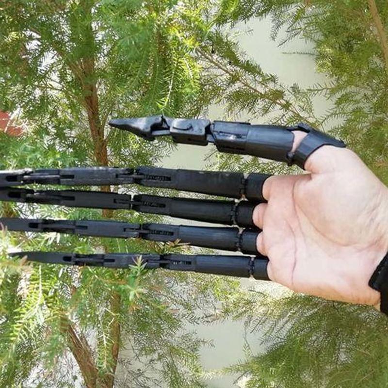 Halloween Props Articulated Fingers - Image 9