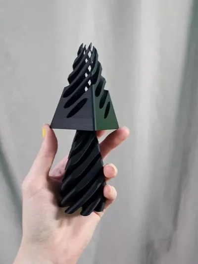 Impossible Pyramid Passthrough Sculpture - Image 4