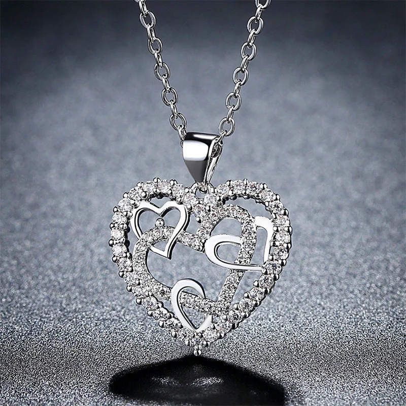 Interlocking Hearts Necklace - Image 4