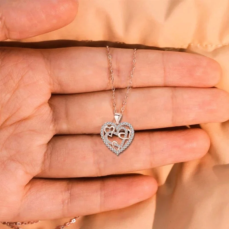 Interlocking Hearts Necklace - Image 5