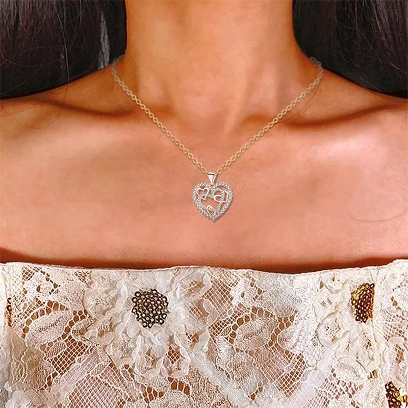 Interlocking Hearts Necklace - Image 6