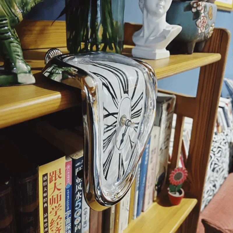 Melting Time Warp Clock - Image 2