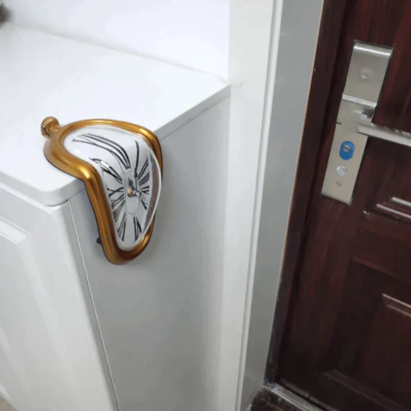 Melting Time Warp Clock - Image 4