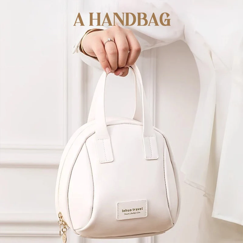 Multi-layered Shell-shaped Cosmetic Bag - Image 7