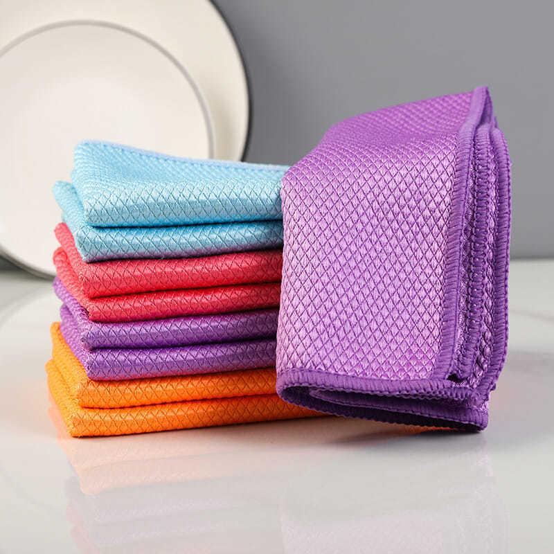 Reusable Nano Streak-Free Miracle Cleaning Cloths - Image 2