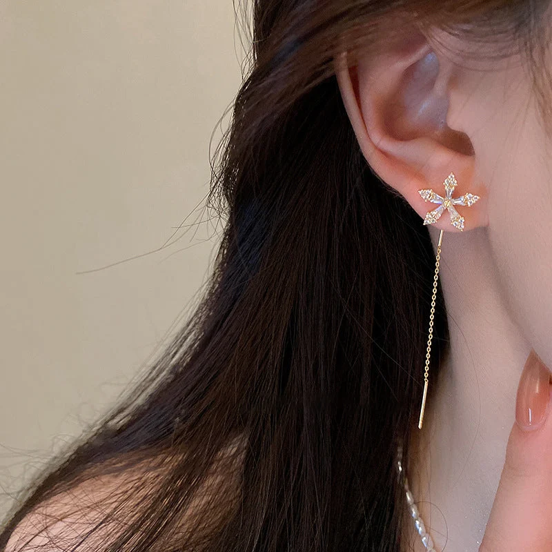 Shiny Fringe Flower Earrings - Image 7