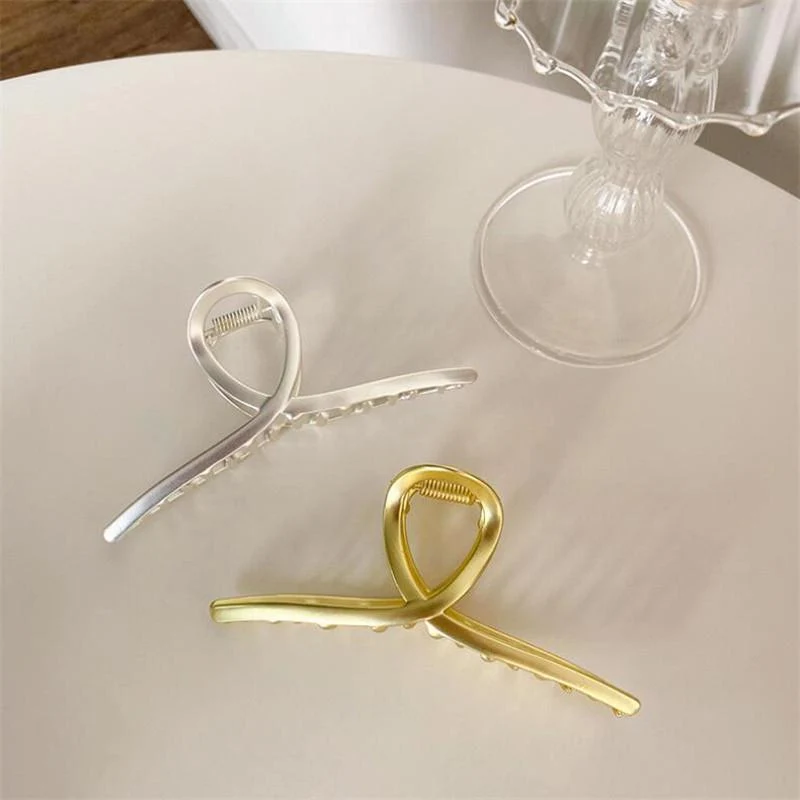 Simple Headdress Metal Hairpin - Image 4