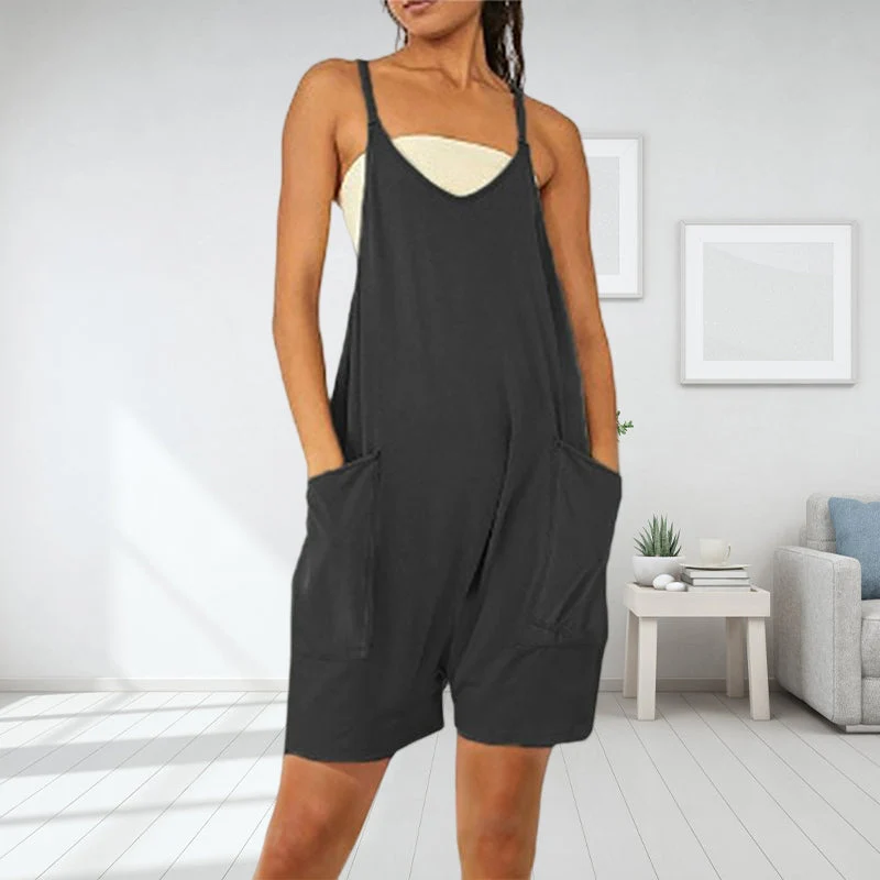 Sleeveless dress with pockets - Image 9