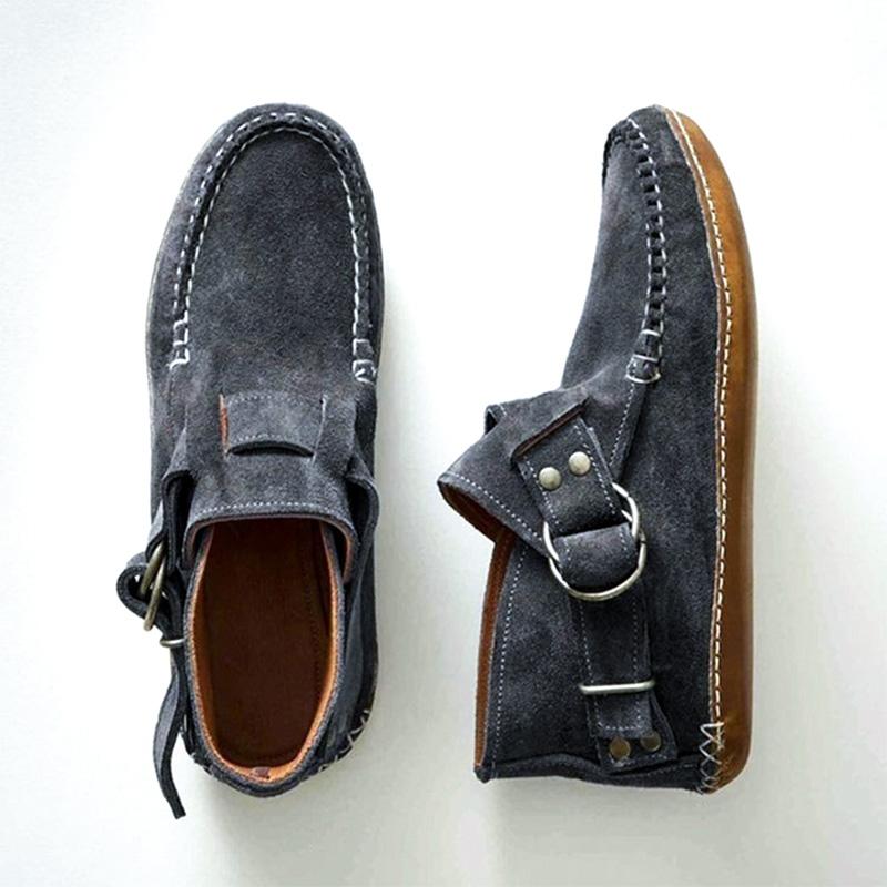 Women Stitch-Detail Sneaker - Image 4
