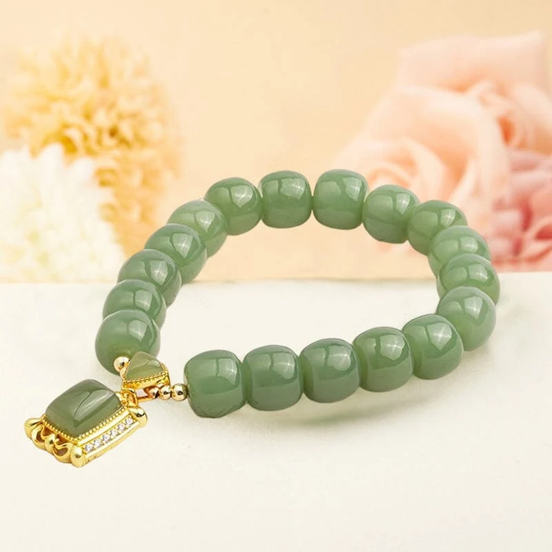 Women's Vintage Bracelet - Image 5